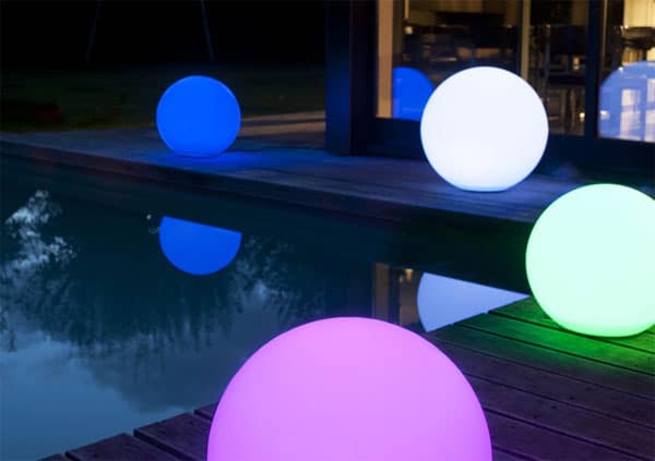 boules lumineuses de jardin