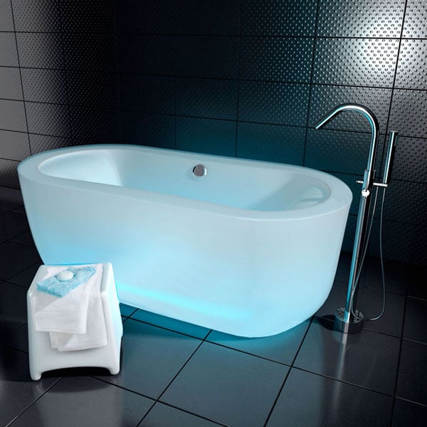 Baignoire lumineuse bleue