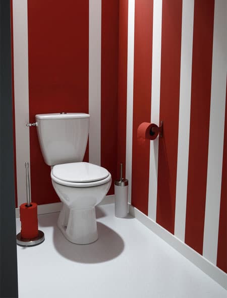 WC rouge et blanc