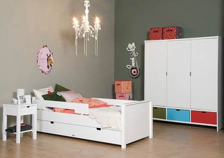 Chambre d'enfant rétro moderne