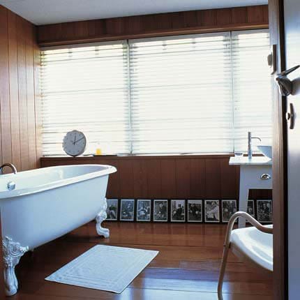 Salle de bain en bois - bois dans la salle de bain