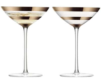 coupes de champagne dorées