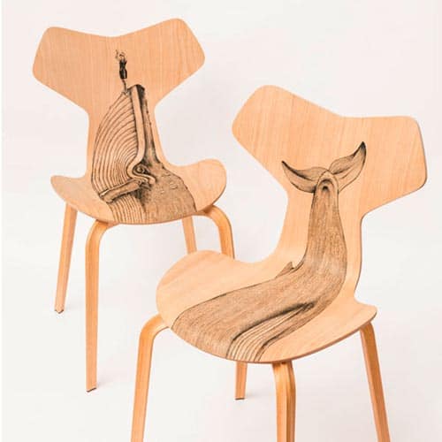 Chaises en bois tatouages Fritz Hansen