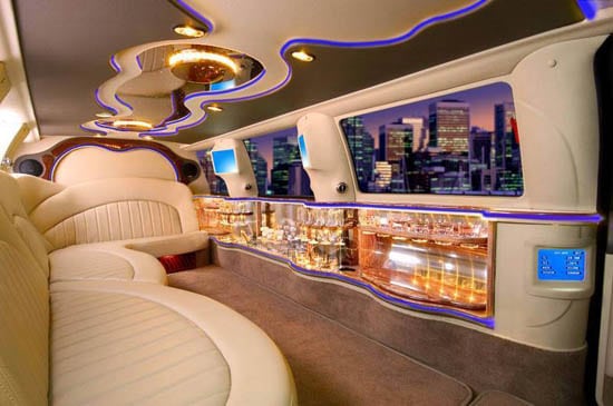 intérieurs de limousines luxueuse 3