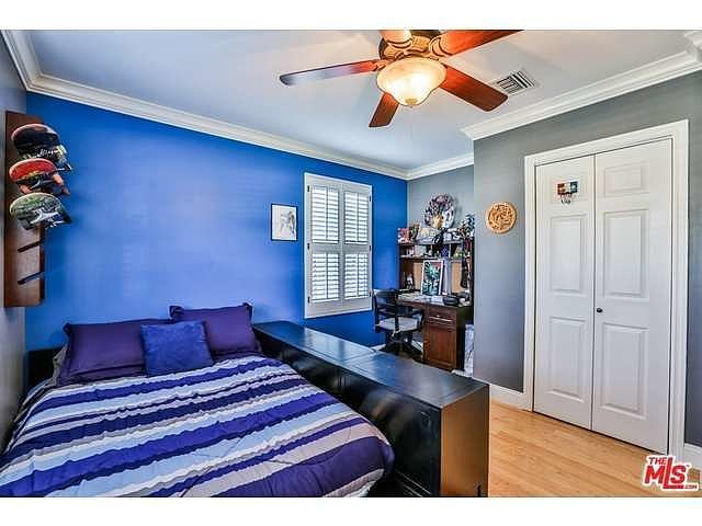 maison de Megan Fox chambre bleue