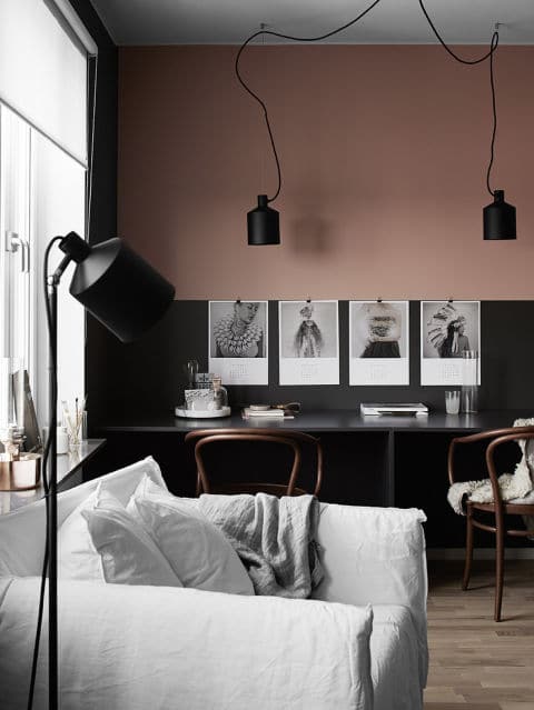 bureau rose et noir rose quartz pantone