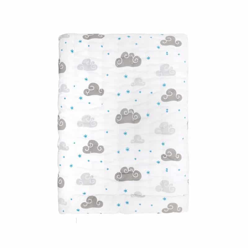 couverture-nuages-bleus-rose-in-april couvertures enfants