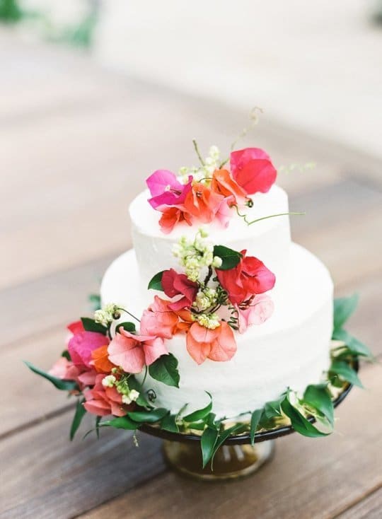 Gateau de mariage fleuri 15