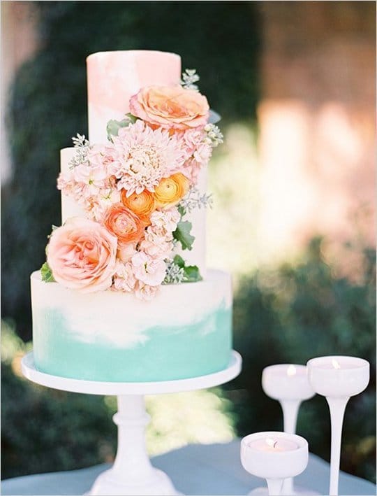 Gateau de mariage fleuri 20