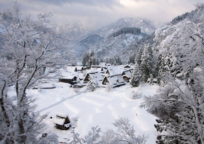 Village Gokayama Japon villages féeriques