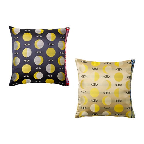 coussins-imprimes-bleu-et-jaune-ikea