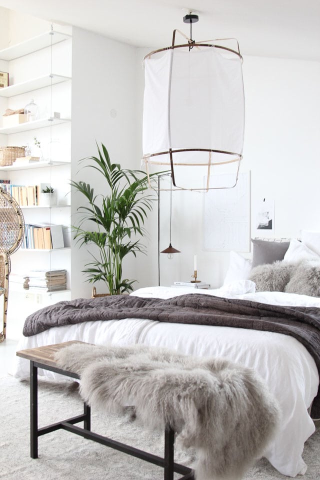 chambre deco scandinave fourrure - idées déco scandinave