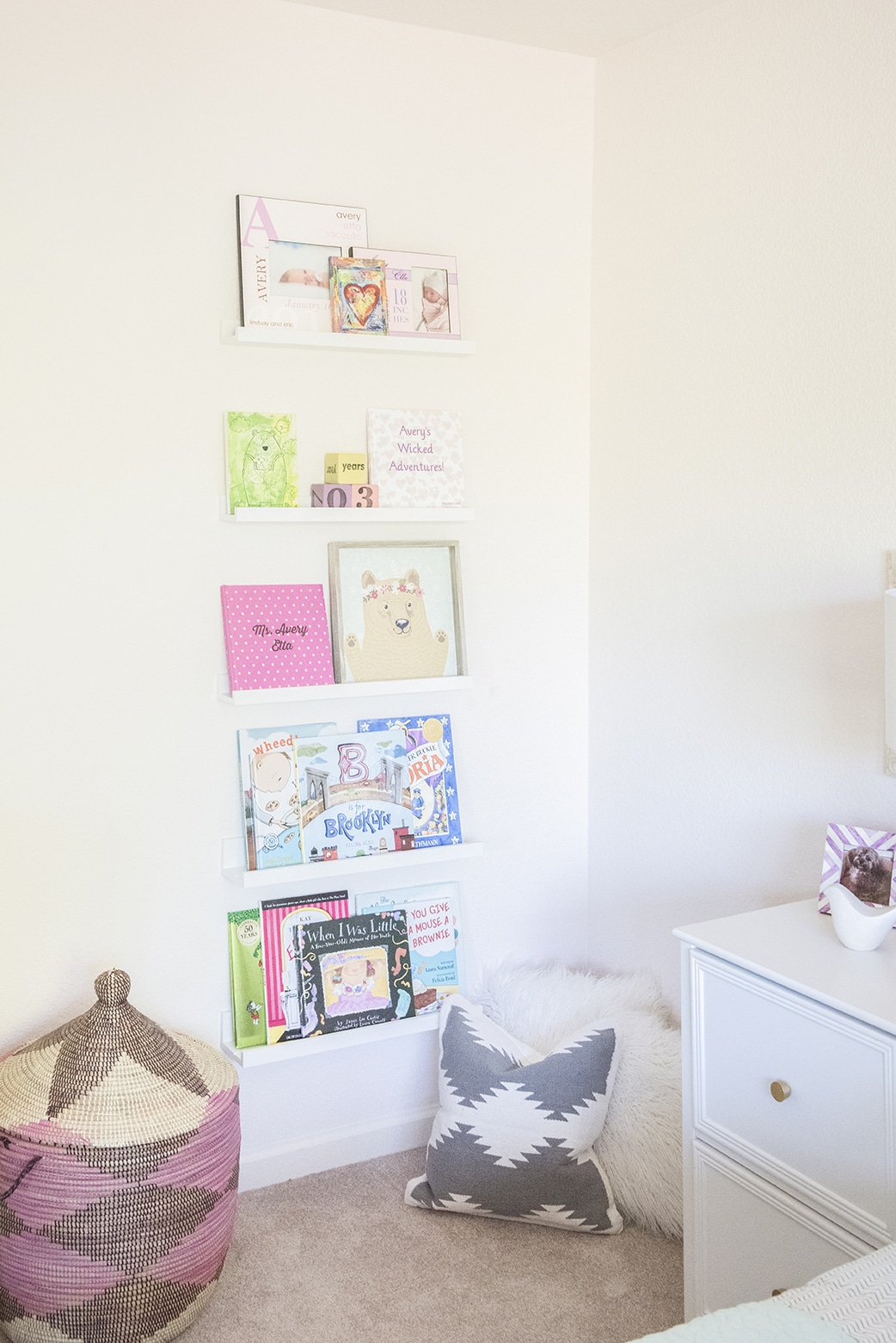 déco de chambre pour fille bibliothèque