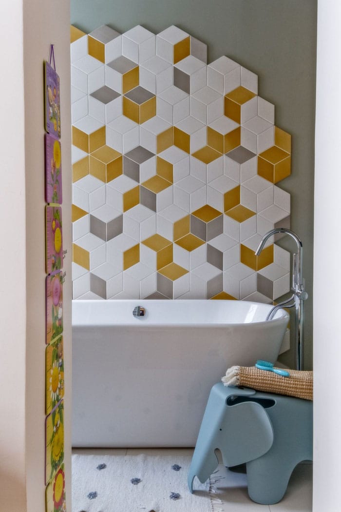 salle de bain carrelage geometrique