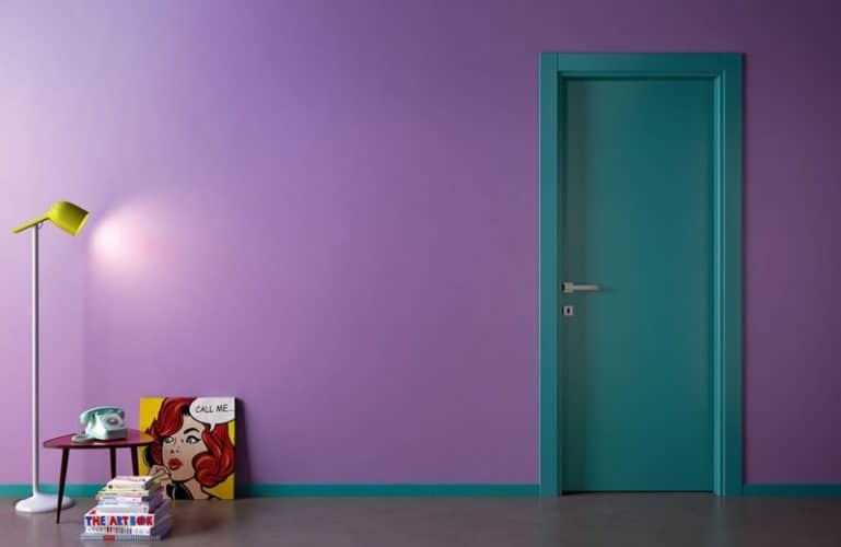 porte verte mur violet