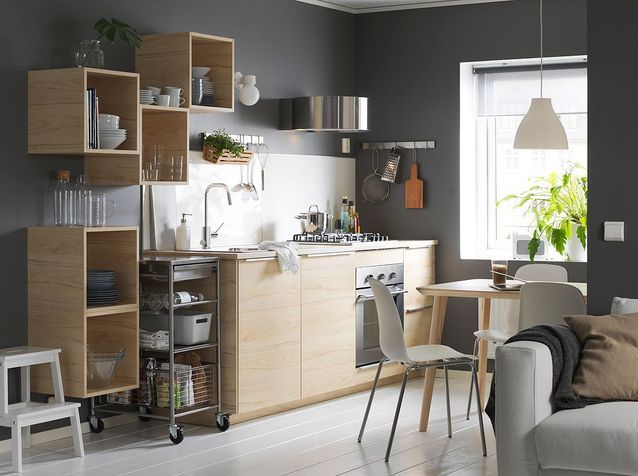 cuisine en bois clair murs gris anthracxite ikea