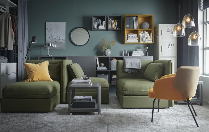 salon moderne gris anthracite et vert émeraude