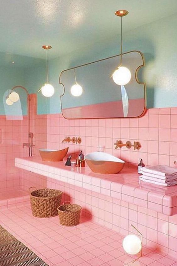 salle de bain rose et verte